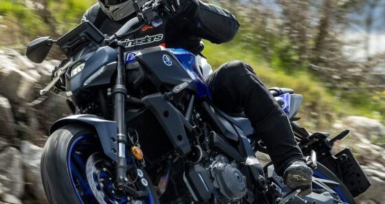 Yamaha MT-07 / Y-AMT 2025, el líder ahora también con transmisión automatizada